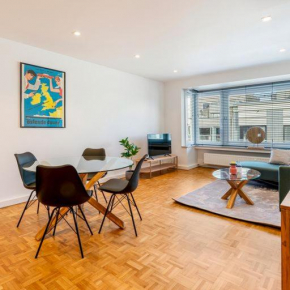 Fantastically located modern apartment with garage available